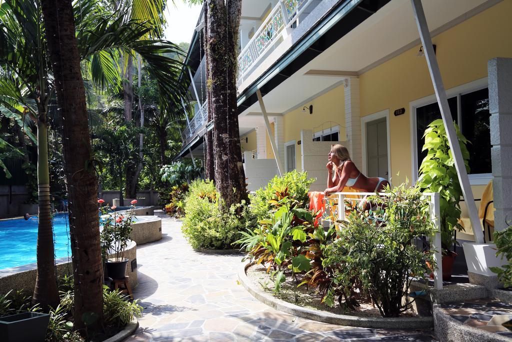 Naka Resort Pantai Kamala Luaran gambar