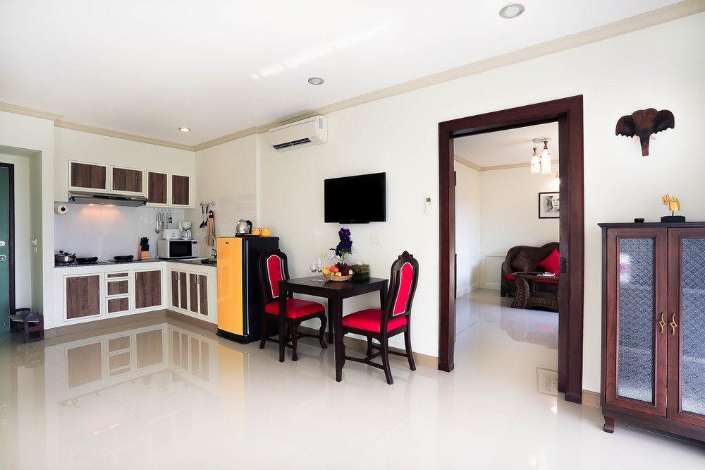 Naka Resort Pantai Kamala Luaran gambar