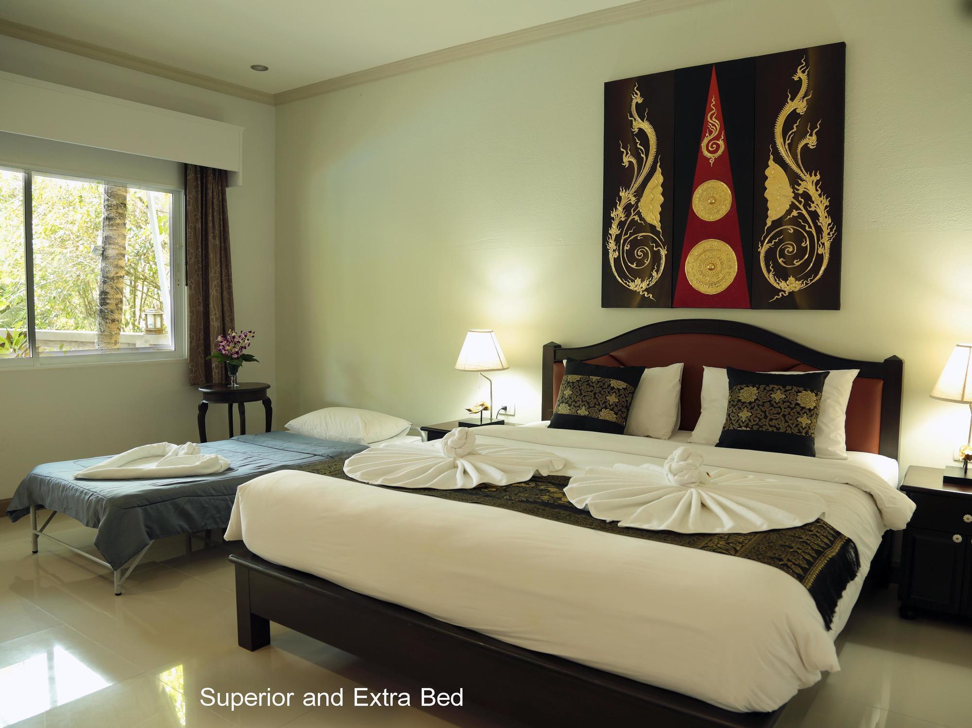 Naka Resort Pantai Kamala Luaran gambar